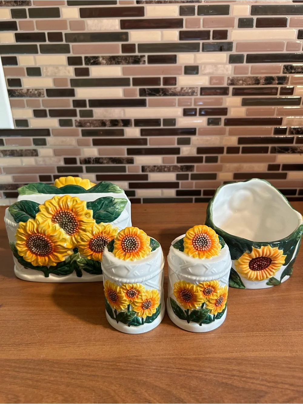 Sunflower Ceramic Kitchen Set - Salt & Pepper Set Napkin Scrubbie Holder